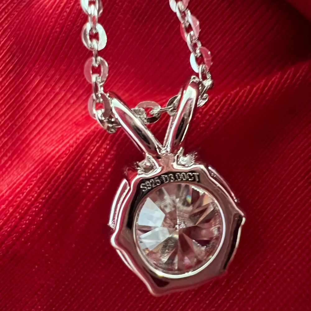 3 ct center stone round brilliant cut VVS1 necklace - Picture 4 of 7